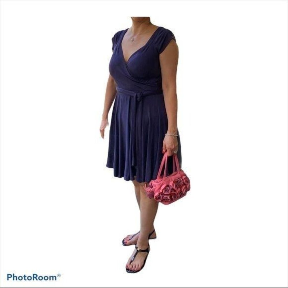 DVF Wrap Dress Silk Hand Dyed Feminine Holiday Romantic Date Night Classic 6